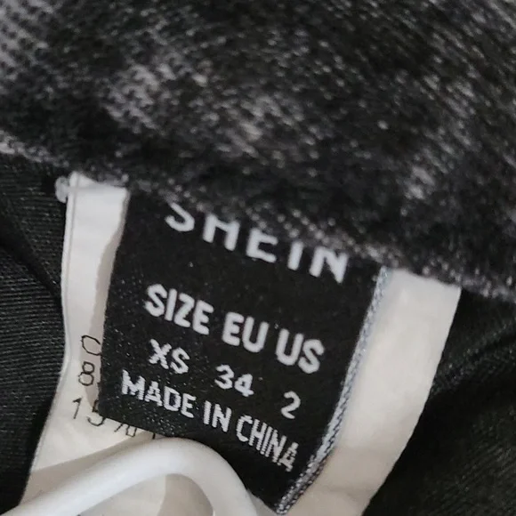 Grey Ripped Jeans - Picture 5 of 5